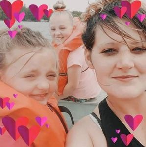 Meet your Posher, Roxanne